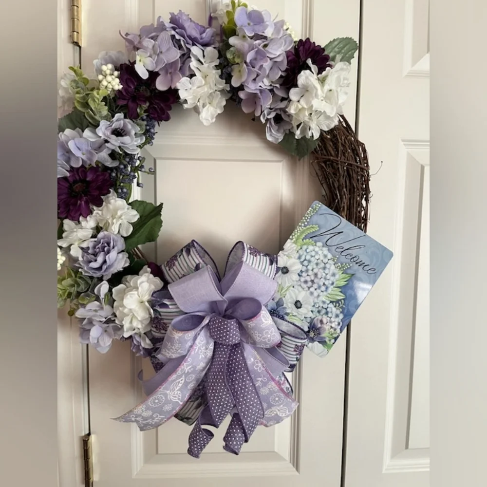 Floral welcome wreath